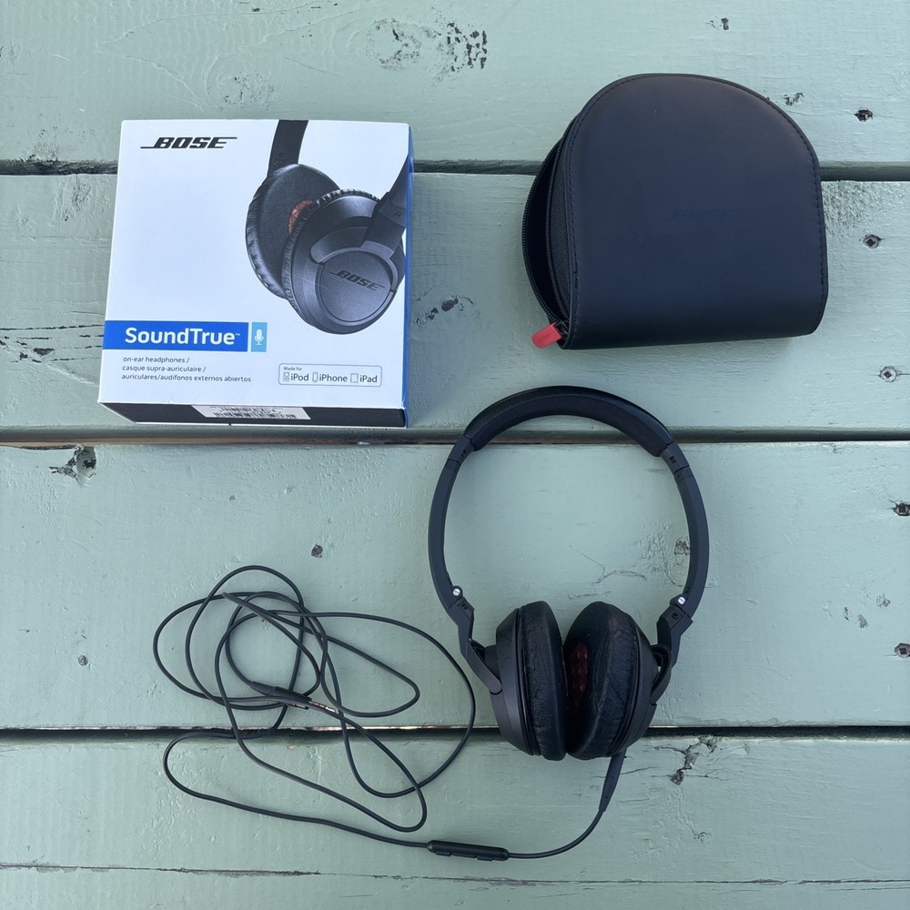 BOSE 626237-0010 SoundTrue Wired On Ear Headphones Apple Black
